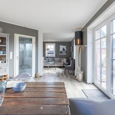 Seequartier Semesterbostad Tating