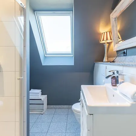 Seequartier Semesterbostad Tating